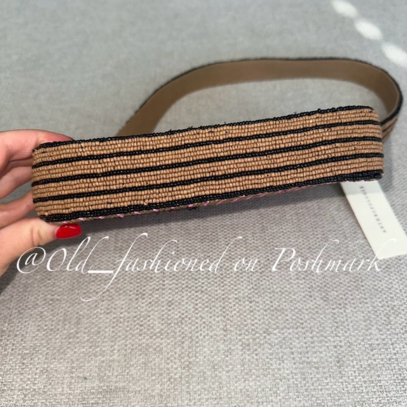 Price Firm - ANTHRO Fiona Beaded Bag - Dachshund - Picture 9 of 15